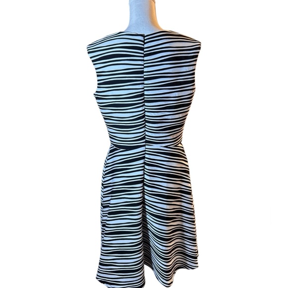 Chetta B. Black and White Striped Sleeveless Skater Dress - Picture 2 of 8